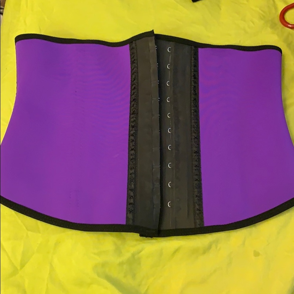 Angel curves purple waist trainer
